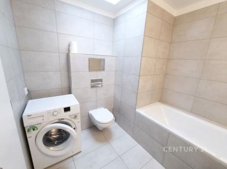 Pronájem bytu, 1+kk, 34 m²