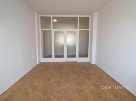 Pronájem bytu, 3+kk, 79 m²