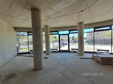 Pronájem obchodní prostory, 84 m²