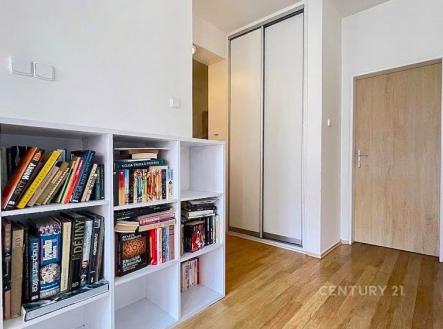 Pronájem bytu, 4+kk, 85 m²