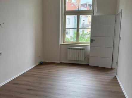 Pronájem bytu, 2+kk, 33 m²