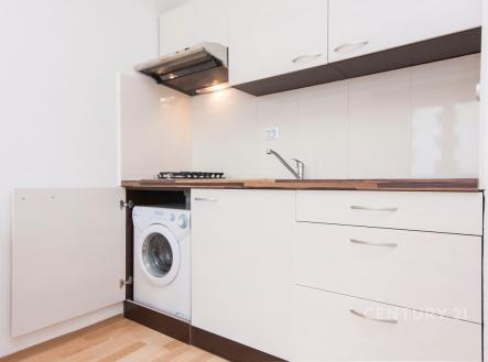 Pronájem bytu, 1+kk, 23 m²