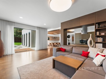 Prodej domu/vily, 370 m²