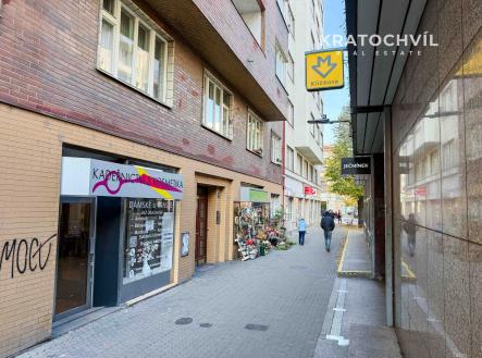 Pronájem bytu, 1+kk, 21 m²