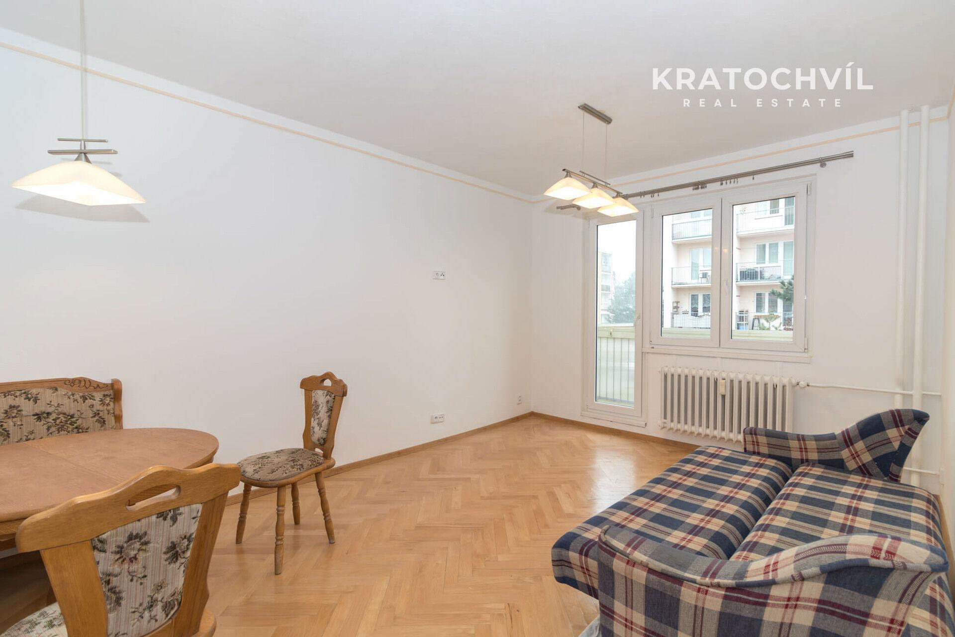 3+1/L, 70 m2, Odolena Voda, po část. rekonstrukci