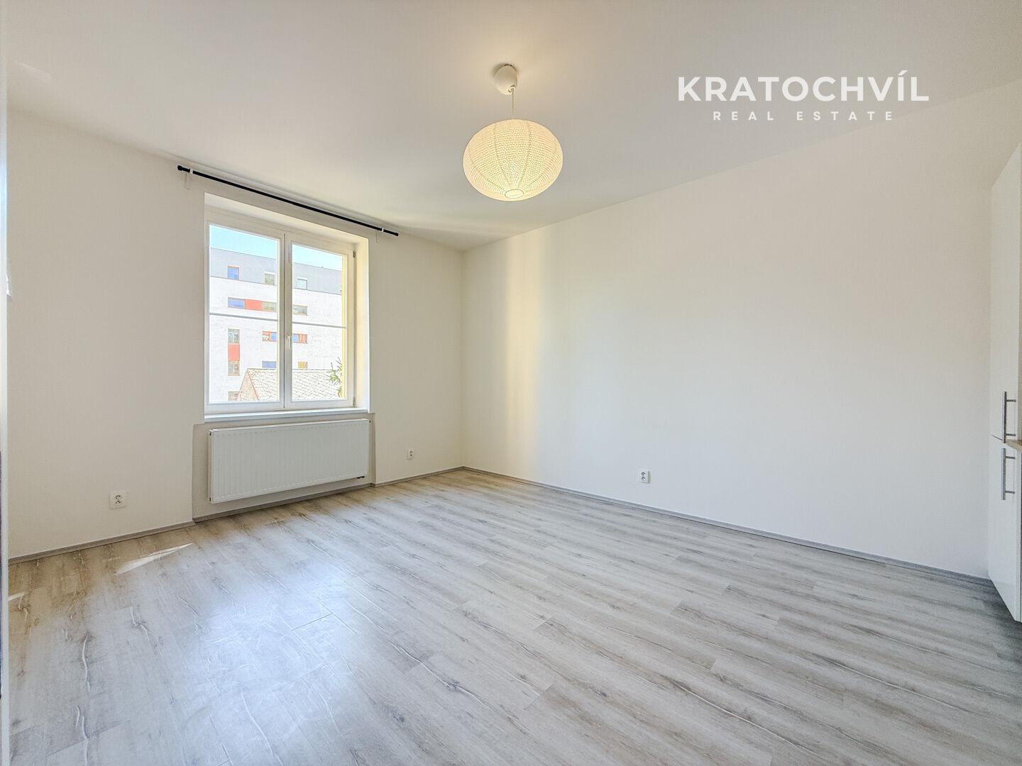 Byt 2+kk, 44m2, Praha 4 - Michle, po rekonstrukci
