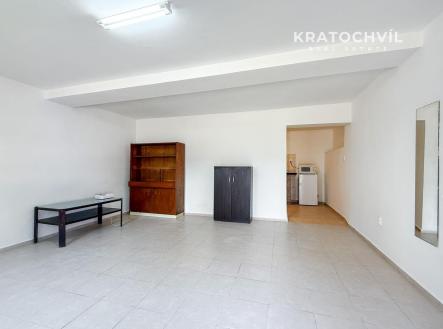 Pronájem bytu, 1+kk, 38 m²