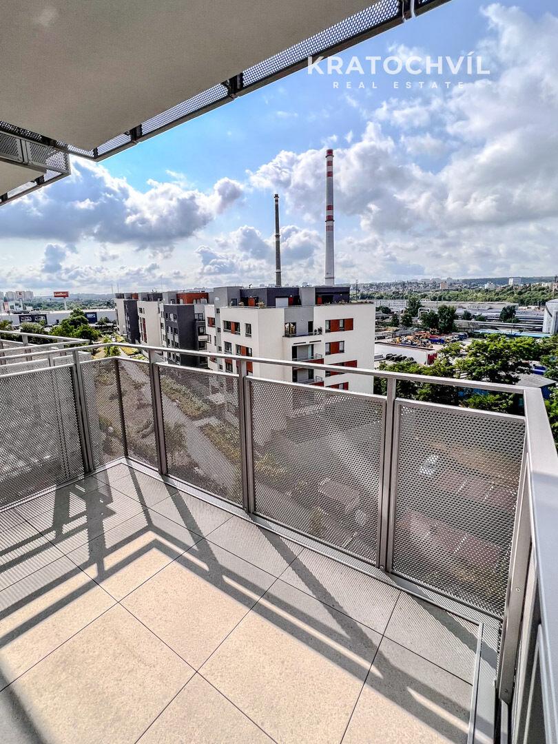 Novostavba 2+kk, 53 m2 + balkon 5 m2, Praha 4, Michle, zařízený