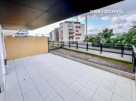 Pronájem bytu, 3+kk, 64 m²
