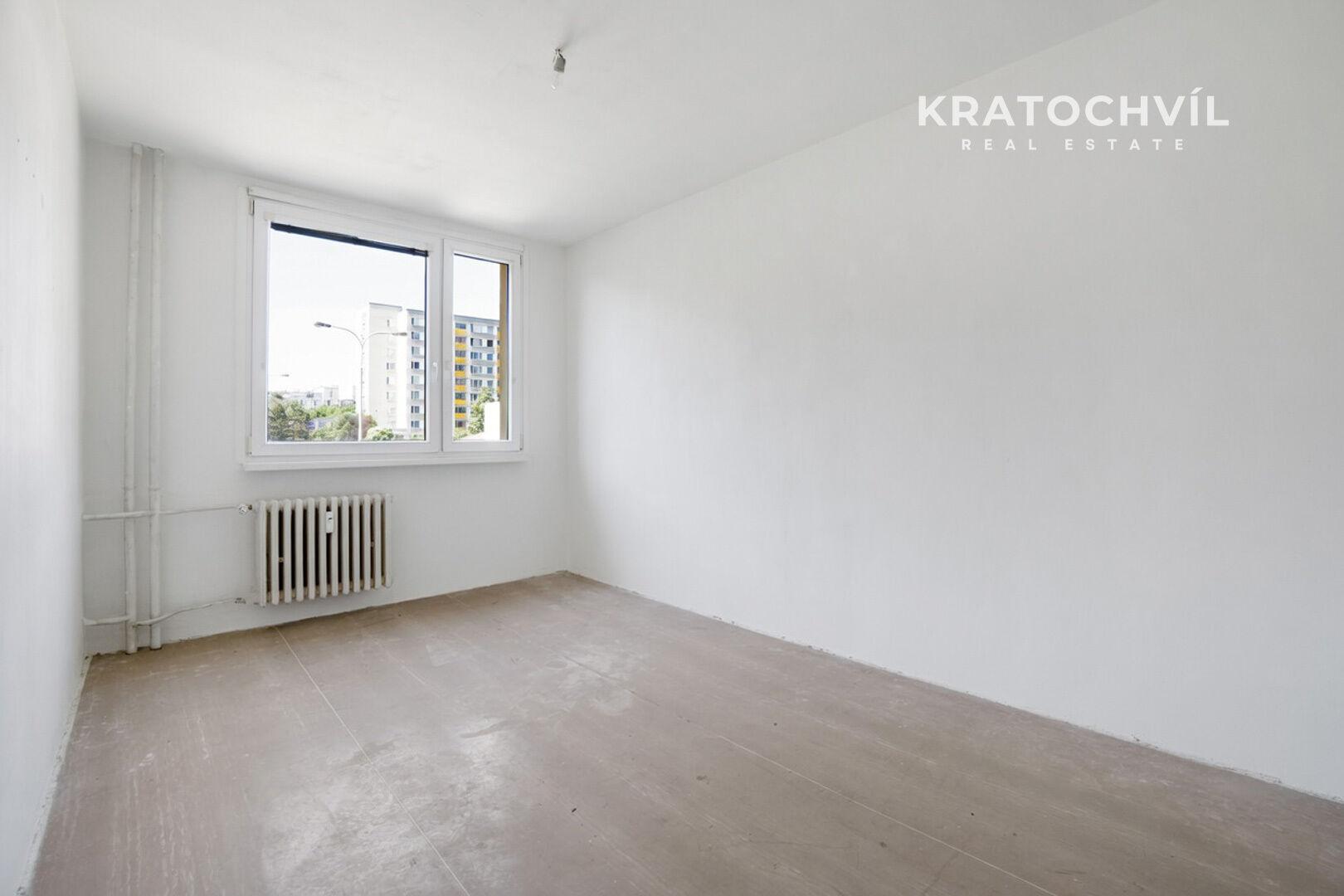 5+1, 100 m2, Praha 11, Chodov, před rekonstrukcí