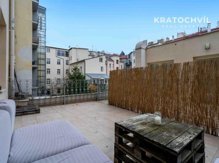 Pronájem bytu, 1+kk, 29 m²