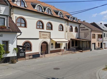 Prodej hotel, 1 000 m² obrázek