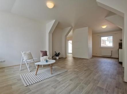 Pronájem bytu, 2+kk, 71 m²