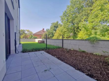 Pronájem bytu, 1+kk, 33 m²