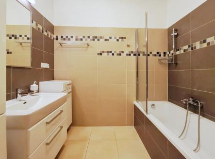 Pronájem bytu, 3+1, 100 m²