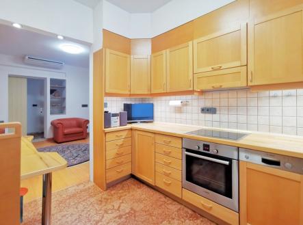 Pronájem bytu, 3+1, 80 m²