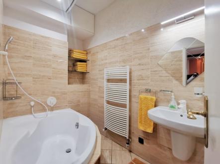 Pronájem bytu, 3+1, 80 m²