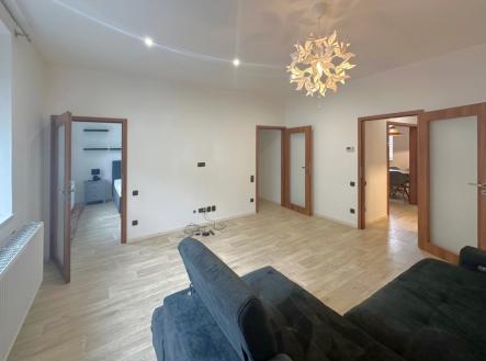 Pronájem bytu, 3+1, 75 m²