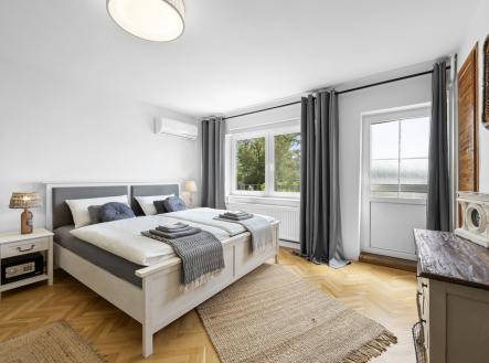 Pronájem bytu, 2+kk, 40 m²