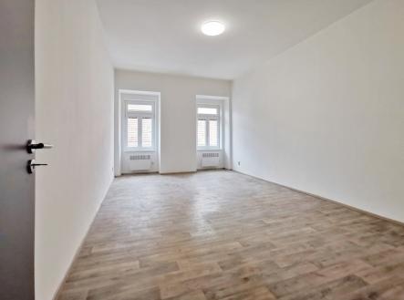 Pronájem bytu, 1+1, 38 m²