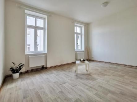 Pronájem bytu, 2+kk, 36 m² obrázek