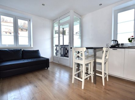 Byt po rekonstrukci 2+kk/B, OV, cihla, 46,1 m2, Horní Rokytnice