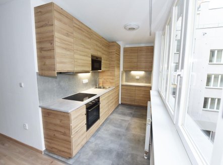Pronájem kanceláře 4+kk/3x parkovací stání, 86 m2, ul. Petržílkova, P5 – Stodůlky