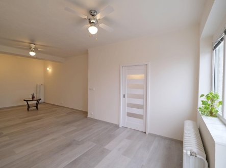 2+1 82m2 +terasa 26 m2 v Soběslavské ulici, Praha 3 Vinohrady