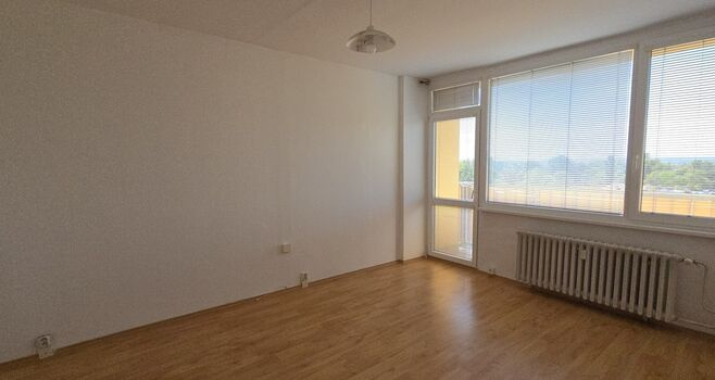 Litoměřice Kocanda byt 2+1, 2 balkóny,kumbál, 