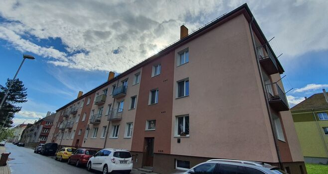 Duchcov - garsonka ve zvýšeném přízemí , ulice Tyršova