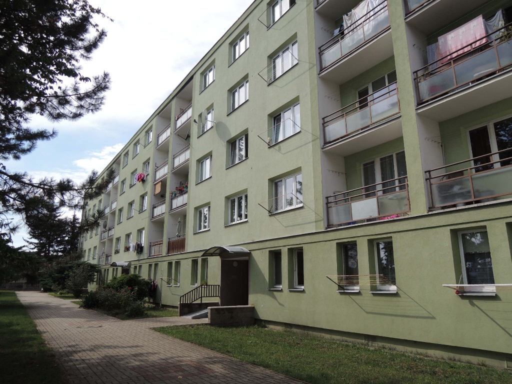 Hledáte byt s možností bezbariérového vstupu? V tomto domě to šlo. 